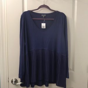 THE LIMITED COLLECTION top. Size 1X. NWT.